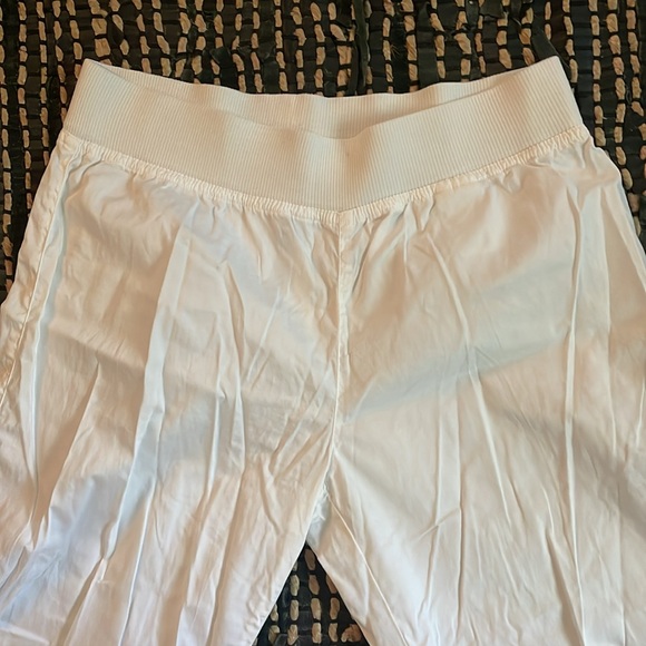 Cop Copine white peddlepushers - Picture 3 of 8